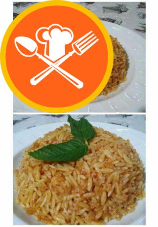 Ρύζι Noodle ολικής αλέσεως με μπόλικη ντομάτα
